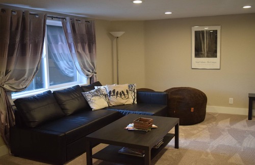 Concord House | Rare Riverside Retreat