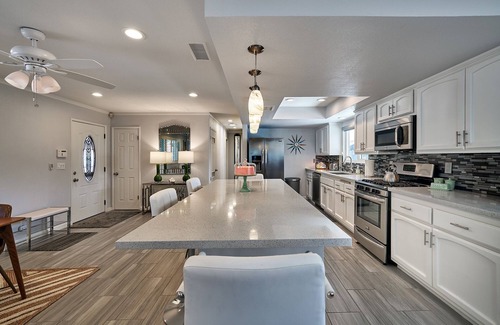 Rancho Mirage House | Rat Pack Swagger - Mid-Century Modern in quiet neighborhood of Tamarisk Heights
