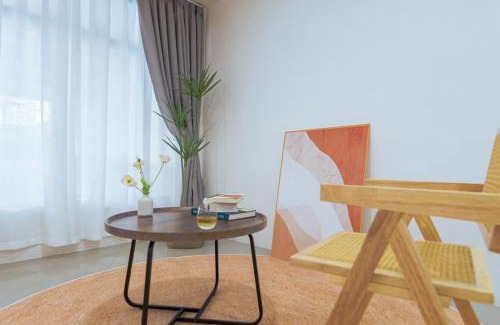 Ratchadaphisek Villa | Ratchada Retreat Bespoke Urban Villa 3