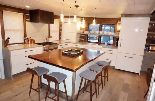 Crested Butte Cabin | Rated CB's Best Designer Luxury Home in Town! 1Block Free Shuttle! 2Fireplaces!