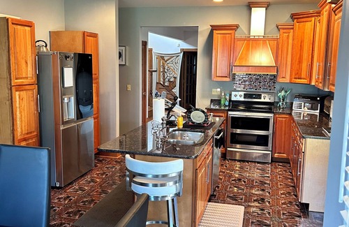 Cleveland House | Rated Top 4 Places to Stay in Cleveland by cleveland.com newspaper!