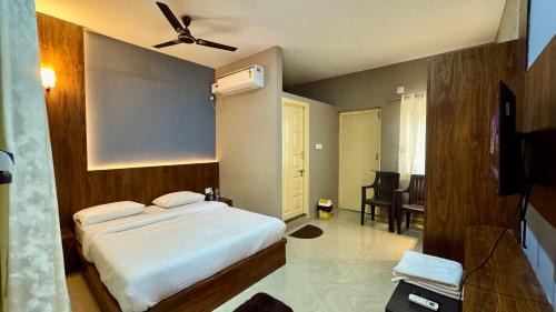 Udupi Hotel | Ratna Residency