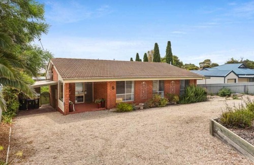 Port Elliot House | Ratties Residence 6 Carnegie St, Port Ellliot