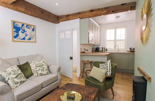 Ludwel Cottage | RAVEN LANE RETREAT, family friendly, with a garden in Ludlow
