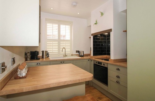 Ludwel Cottage | RAVEN LANE RETREAT, family friendly, with a garden in Ludlow