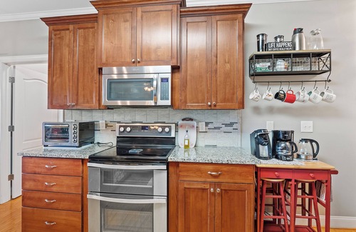 Crane Hill House | Raven's Nest: 4 BR, 3.5 BA in Crane Hill, Sleeps 10