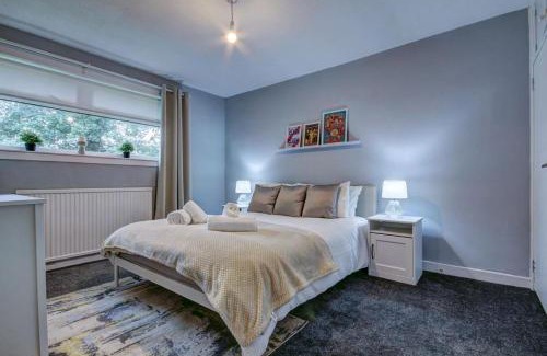 Irvine House | Ravenscroft - Coorie Doon