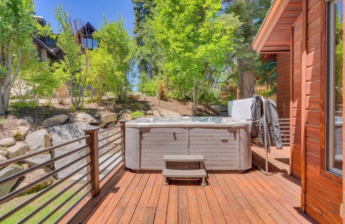 Olympic Valley Ski Chalet | Ravenscroft - Four bedroom ski chalet in Palisades+On shuttle+AC+Lake Tahoe