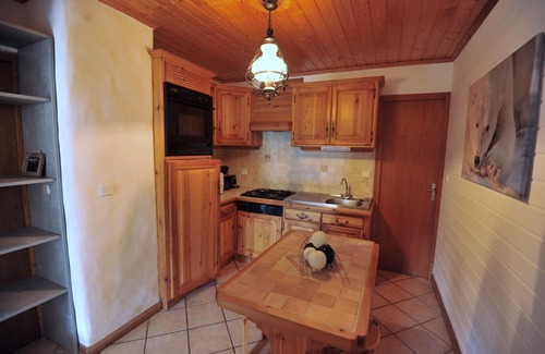 Champagny-en-Vanoise Apartment | Re garden apartment facing south very beautiful mountain view - CREY BAS