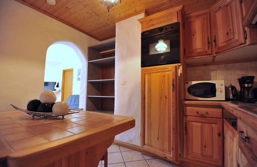 Champagny-en-Vanoise Apartment | Re garden apartment facing south very beautiful mountain view - CREY BAS