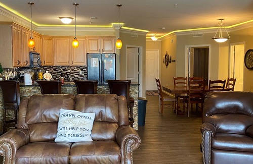 Osage Beach Condo | Read 5 Star Reviews! Luxurious upscale Lands End Connecting condo. AmazingVi