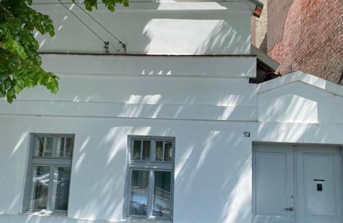 Historic Center Apartment | Rebreanu Studio