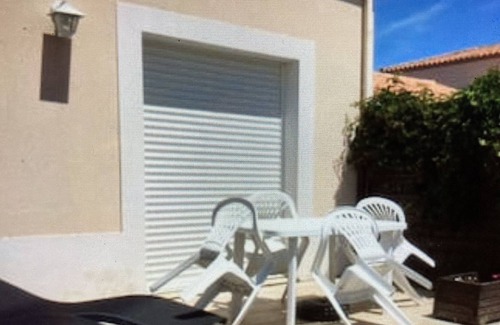 Les Boucholeurs Apartment | Recent apartment 200m from the sea.