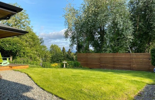 South Addition House | Recent full remodel, modern ranch in heart of downtown Anchorage