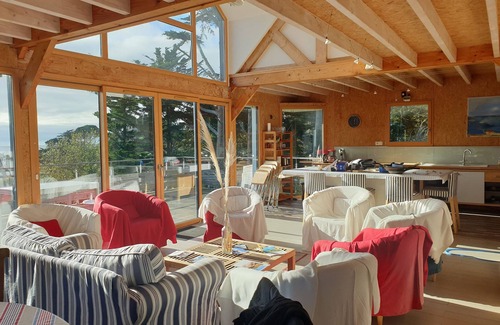 Trebeurden Villa | Recent wood-frame villa with panoramic view of the port and islands.