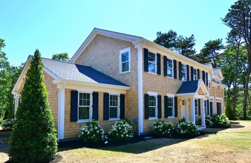 Edgartown House | Recently Completed! Exceptional Striking, Classic Colonial wth Water Access