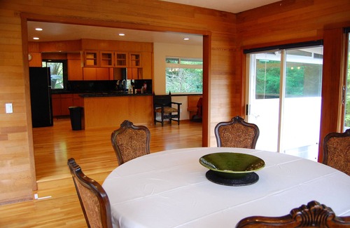 Crescent City Cabin | Recently opened the Redwood National Park Riverfront Retreat
