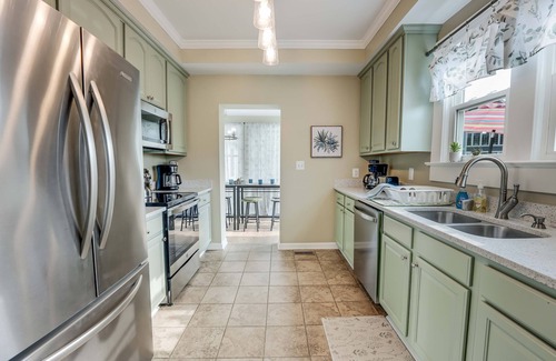 Issue House | Recently Renovated 4BR 3BA Home
