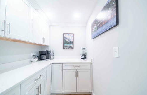 Waquoit Village House | Recently renovated 3 bedroom