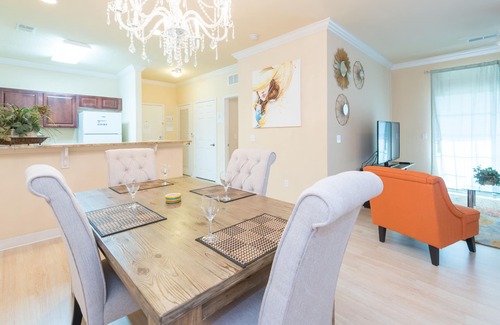 Four Corners Condo | Recently Renovated, Award Winning, Brand New Furniture , Near Disney 2+2