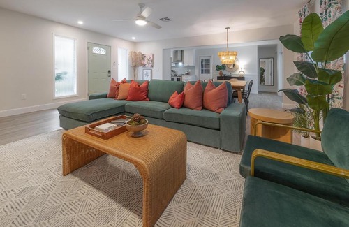 Clearwater House | Recently Renovated Clearwater Pool Home!