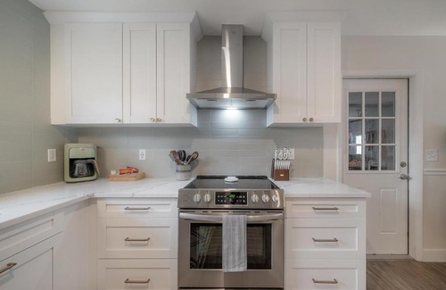 Clearwater House | Recently Renovated Clearwater Pool Home!