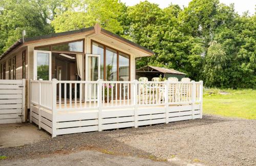 Chester House | Recently updated lodge near Chester city centre - For up to 6