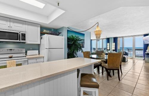 New Smyrna Beach House | Recently Updated Oceanfront Condo! Views & a Pool