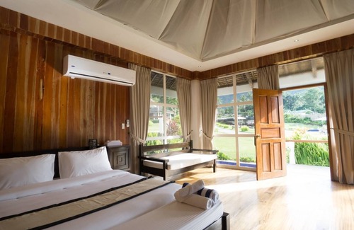 Casiguran Hotel | Recidencia Del Hamor