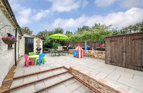 Colkirk House | Reclaim Cottage - Two Bedroom House, Sleeps 4