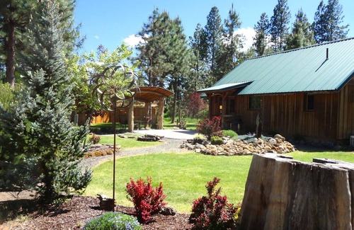 Prospect Cabin | Red Blanket Cabin Near Crater Lake National Park