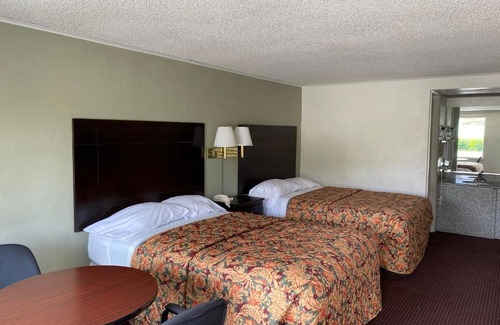 Greensboro Hotel | Red Carpet Inn Greensboro