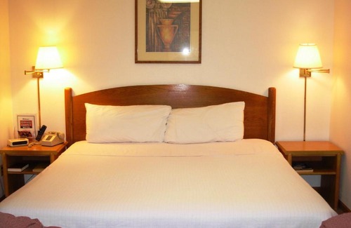 Knoxville Hotel | Red Carpet Motel - Knoxville