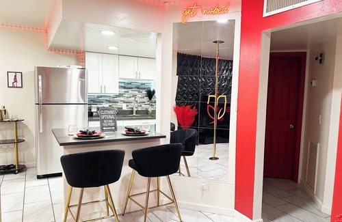 Tucson Apartment | Red Chamber | Tucson’s Top Romantic Hot Tub Escape