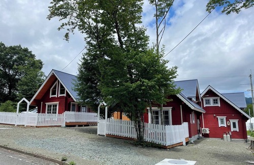 Imazu Cottage | Red Cottage on the Hill Pets Allowed/Takashima Shiga