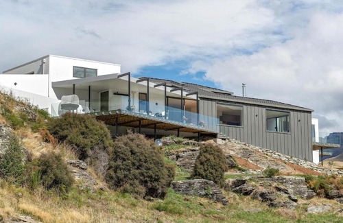 Kelvin Heights House | Red Deer Rise