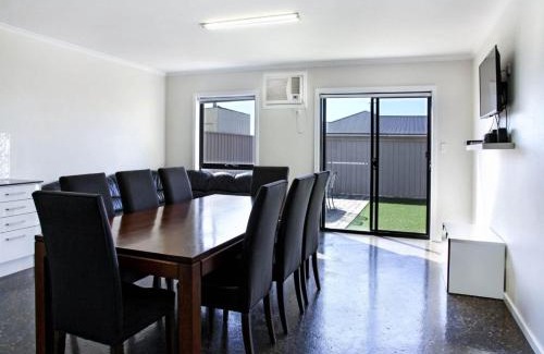 Melville Apartment | Red Door Retreat