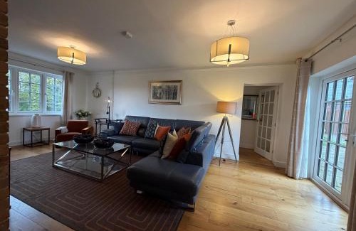 Pudleston House | Red Gables at Pudleston Court