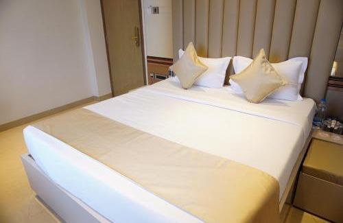 Kanpur Hotel | Red Orchid