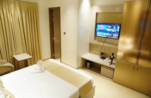 Kanpur Hotel | Red Orchid