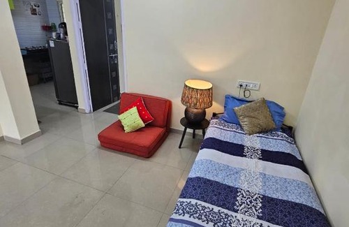 Pune Apartment | Red Pepper