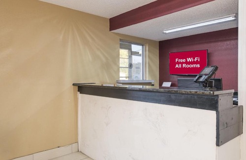 Acworth Hotel | Red Roof Inn Acworth - Emerson - LakePoint South
