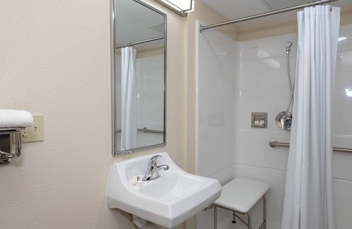 Freehold Hotel | Red Roof Inn Freehold