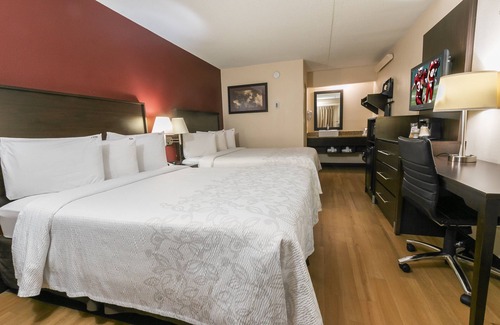 Dublin Hotel | Red Roof Inn PLUS+ Columbus - Dublin