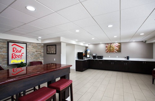 Nashville Hotel | Red Roof Inn PLUS+ Nashville Fairgrounds