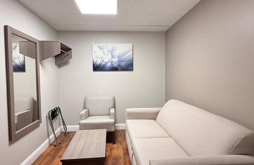 Swansea Hotel | Red Roof Inn & Suites Swansea