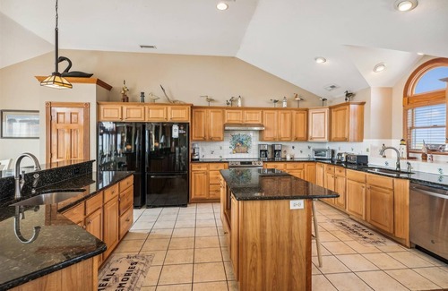 South Nags Head House | Red Snapper Inn | Oceanfront | South Nags Head | Sleeps 22