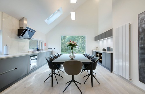 Crianlarich Apartment | Red Stag chalet. Brand new, 4 bedroom, 4 bathroom, 5 star with free WiFi