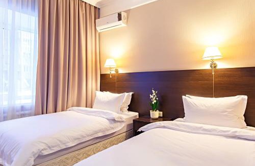 Almaty District Hotel | Red Village Hotel