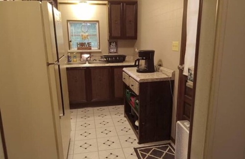 Cadiz House | Redbird Hideaway Close to OHV Turkey Bay, Fishing Huntingn4.5 mi to LBL Entrance